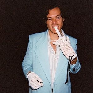 Meet your Posher, Edie